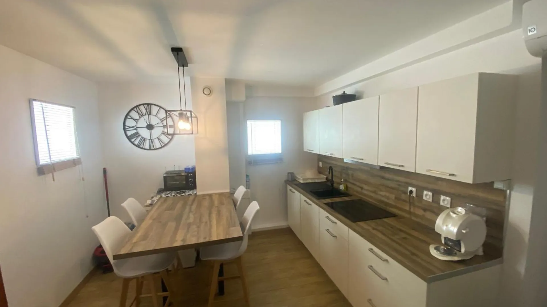 Chambre 3 Nice Homestay