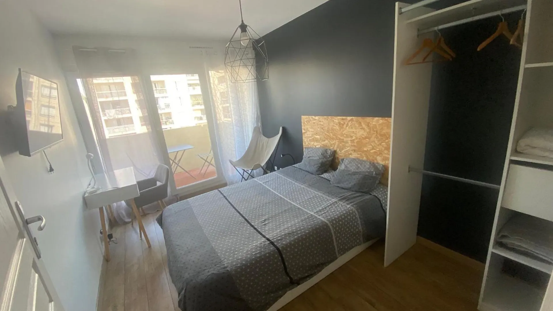 Appartement De 4 Chambres Proche Plage, Tram Et Aeroport Nizza