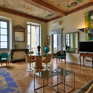 Palais Hongran De Fiana Nizza